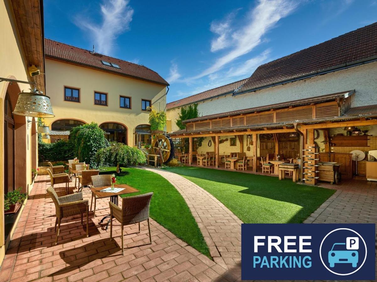 Hotel Selsky Dvur - Bohemian Village Courtyard Praha Eksteriør bilde