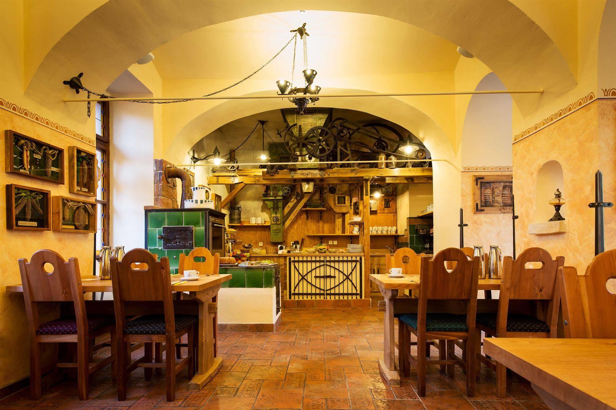 Hotel Selsky Dvur - Bohemian Village Courtyard Praha Business bilde